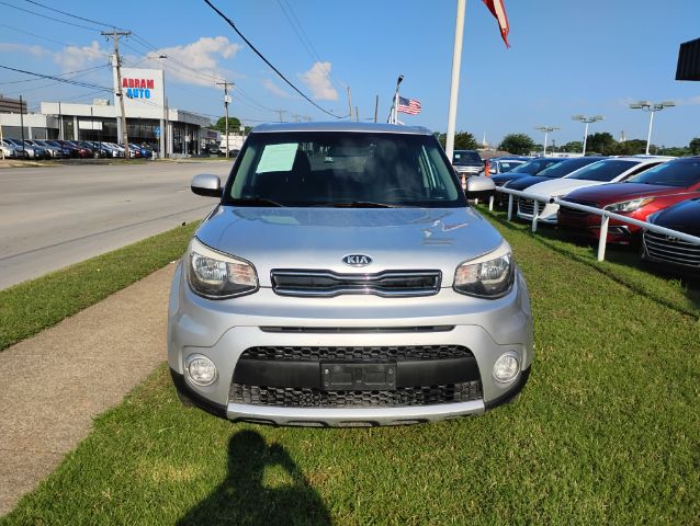 2017 Kia Soul +