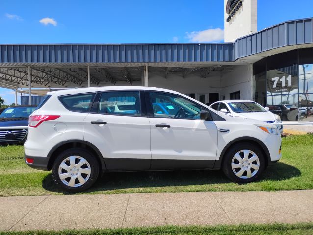 2016 Ford Escape S FWD