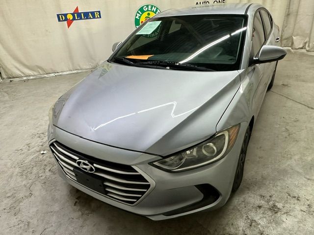 2017 Hyundai Elantra SE 6AT