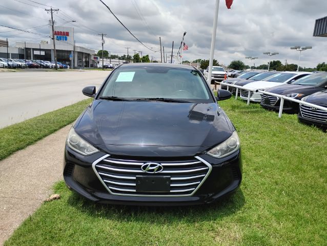 2017 Hyundai Elantra SE 6AT