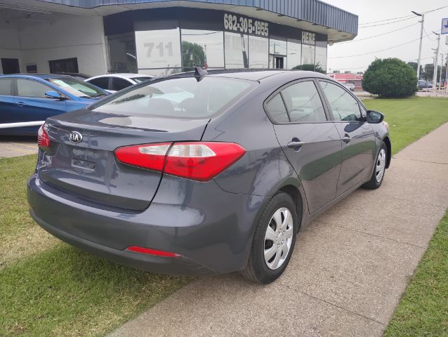2016 Kia Forte LX w/Popular Package