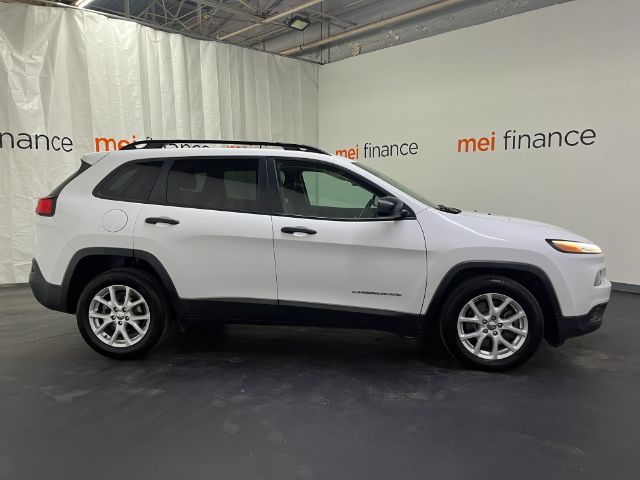 2017 Jeep Cherokee Sport FWD