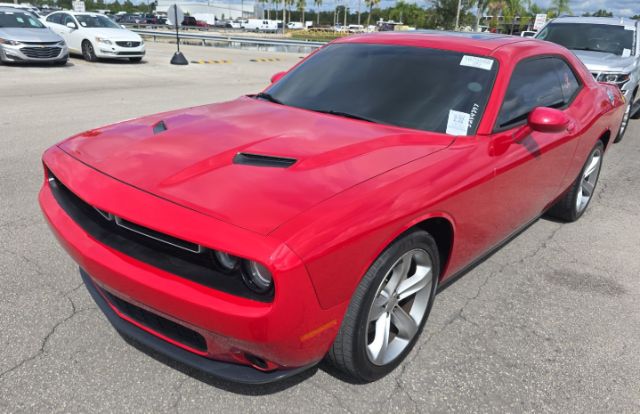 2015 Dodge Challenger SXT