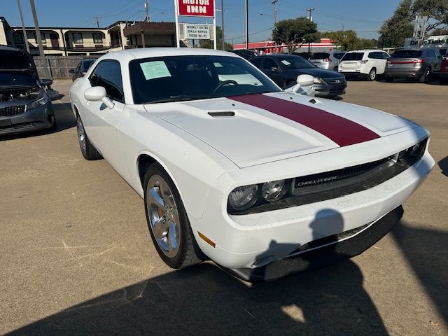 2012 Dodge Challenger SXT Plus
