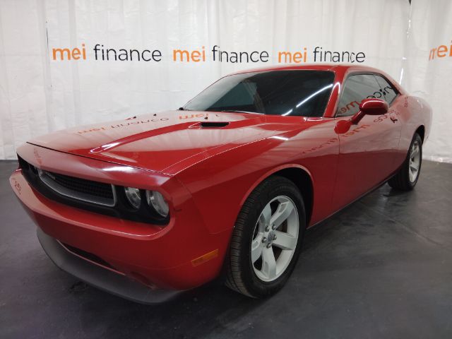 2013 Dodge Challenger SXT