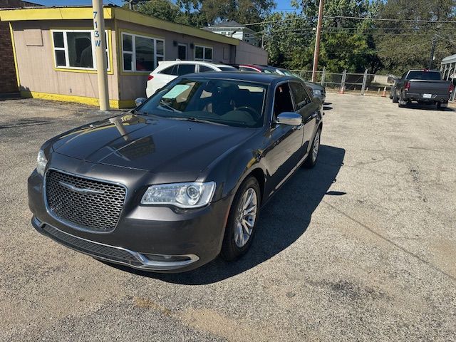 2016 Chrysler 300C 2WD V6 4D SEDAN
