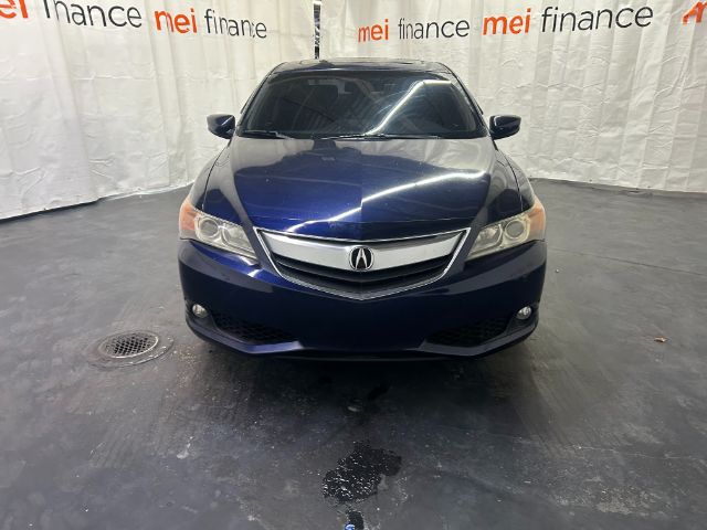 2013 Acura ILX 5-Spd AT w/ Premium Package