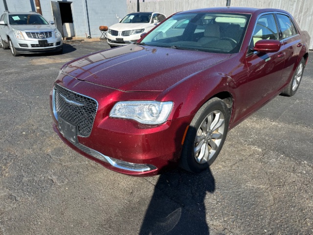2017 Chrysler 300 Limited AWD