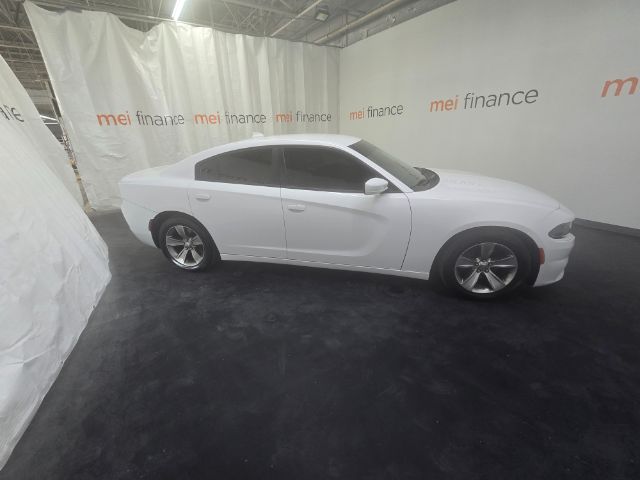 2017 Dodge Charger SXT RWD