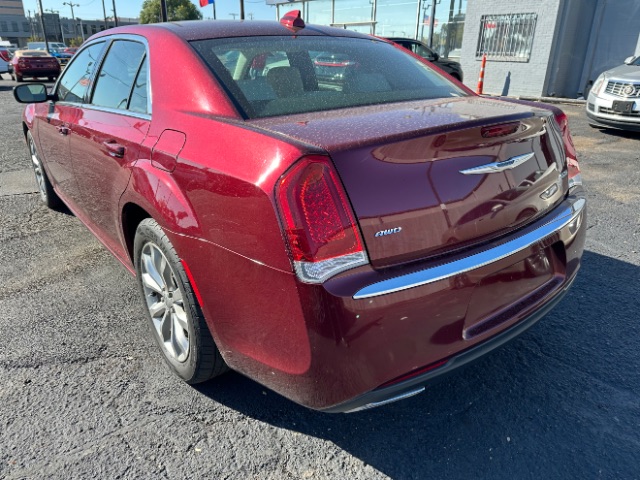 2017 Chrysler 300 Limited AWD