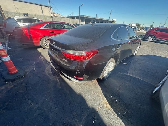 2013 Lexus ES 350 4D SEDAN