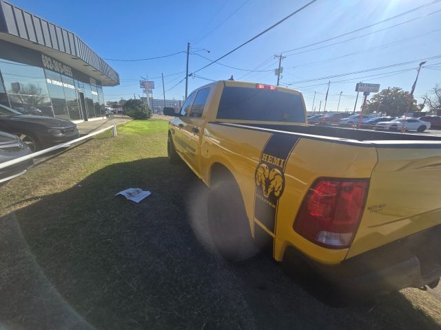 2019 RAM 1500 Classic Tradesman Crew Cab S