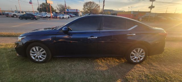 2020 Nissan Altima S FWD