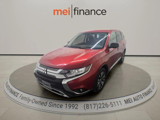 2019 Mitsubishi Outlander ES FWD's photo